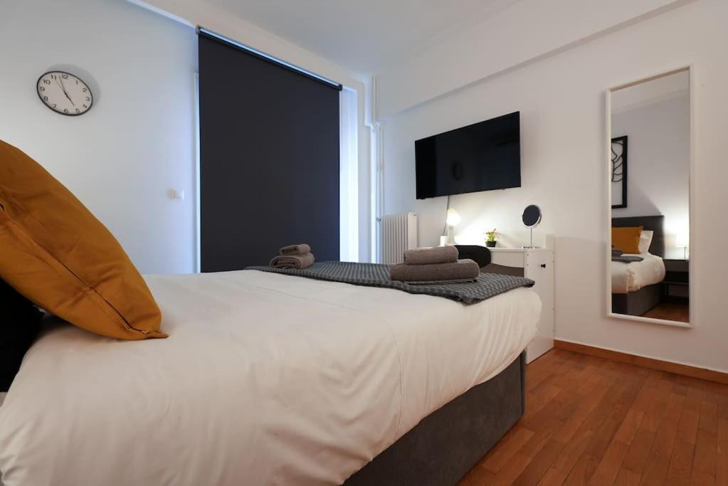 Syntagma Square, 70Sqm Pentelis Sunny Apartment Афіни Екстер'єр фото