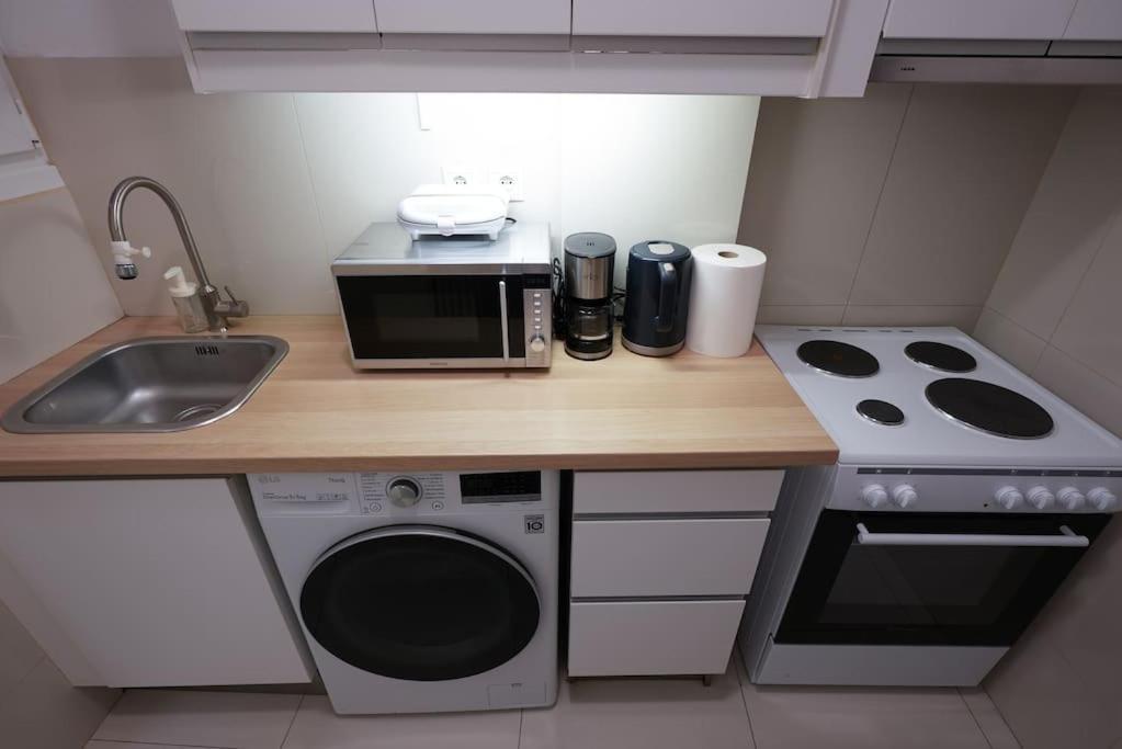 Syntagma Square, 70Sqm Pentelis Sunny Apartment Афіни Екстер'єр фото