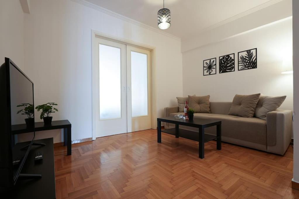 Syntagma Square, 70Sqm Pentelis Sunny Apartment Афіни Екстер'єр фото