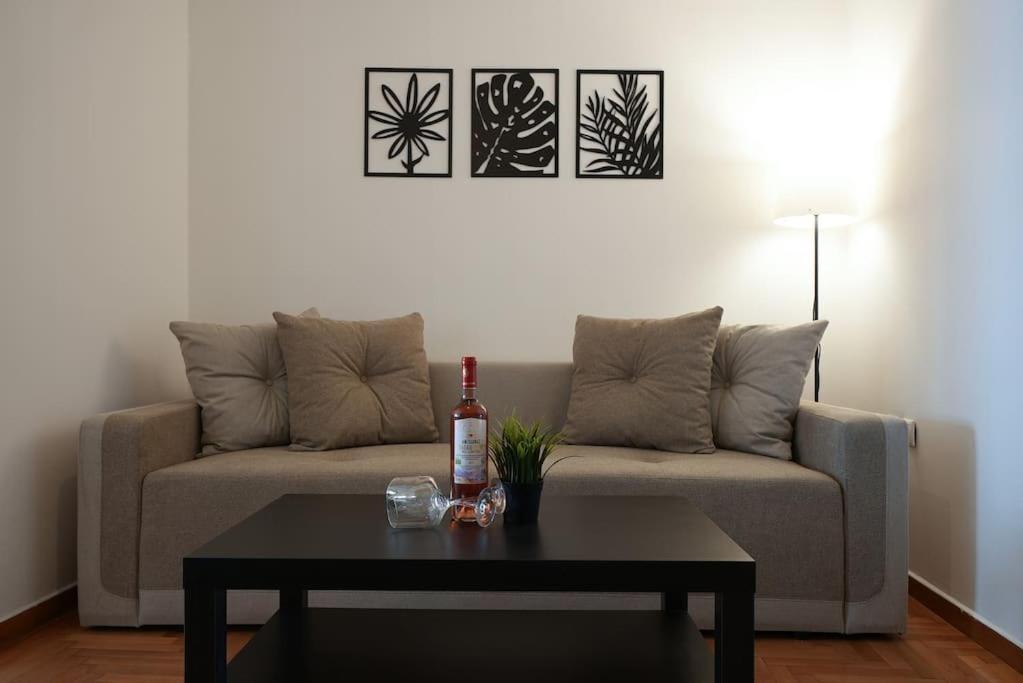Syntagma Square, 70Sqm Pentelis Sunny Apartment Афіни Екстер'єр фото