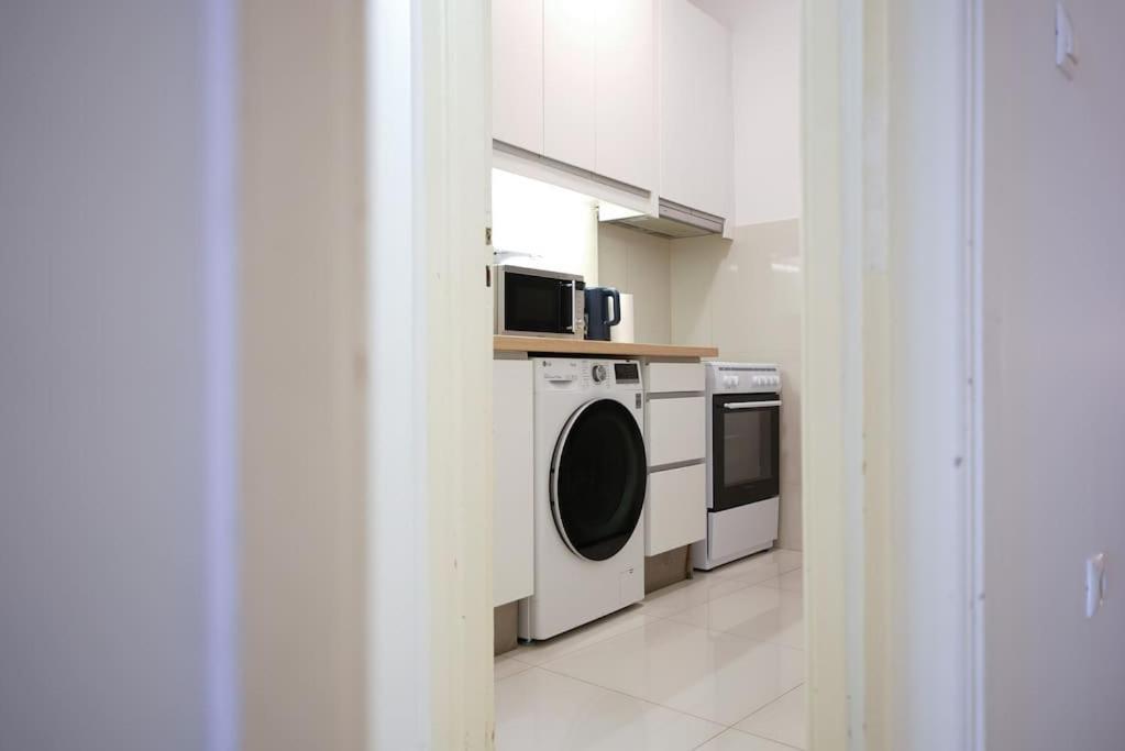 Syntagma Square, 70Sqm Pentelis Sunny Apartment Афіни Екстер'єр фото