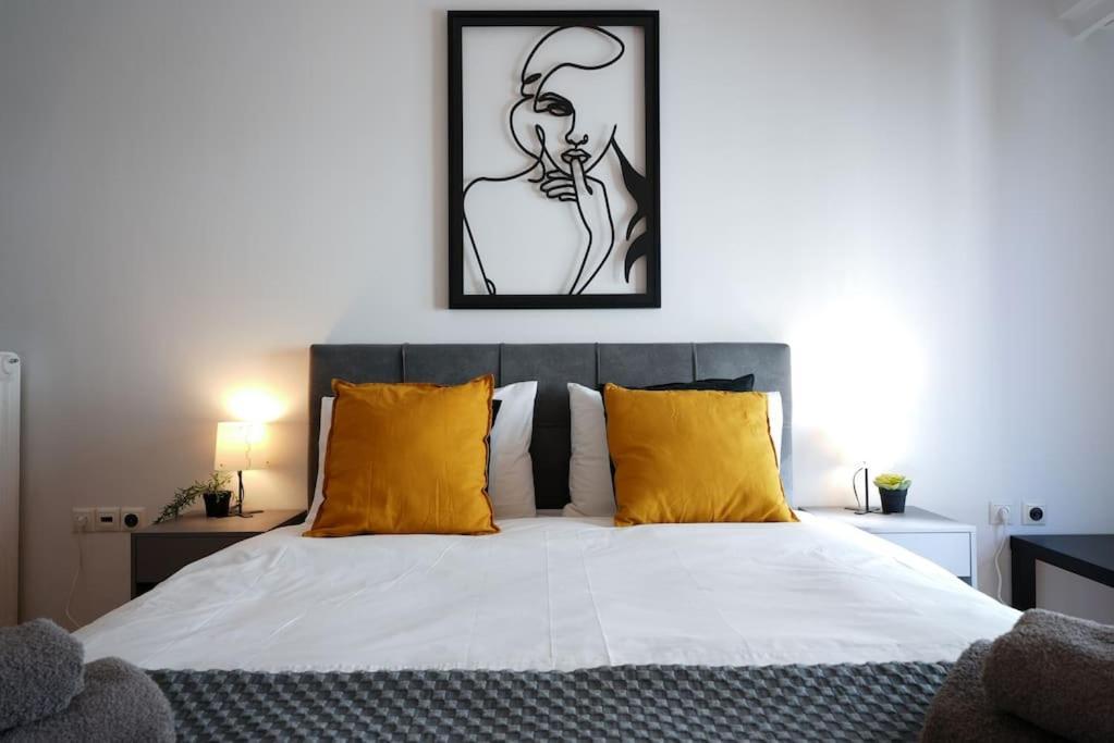 Syntagma Square, 70Sqm Pentelis Sunny Apartment Афіни Екстер'єр фото