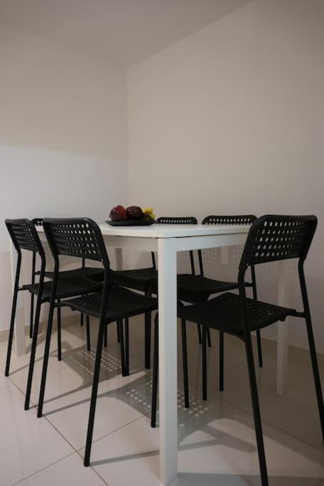Syntagma Square, 70Sqm Pentelis Sunny Apartment Афіни Екстер'єр фото